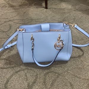 🔥Michael kors body purse🔥